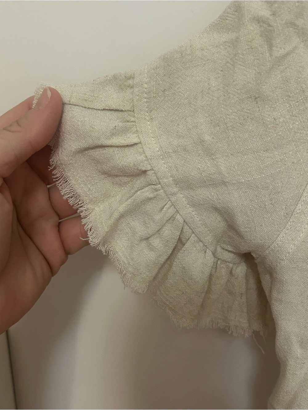 Textured Cream Button-Front Ruffle Sleeve Blouse - Picture 7 of 7